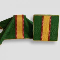 burse-and-veil-green-018