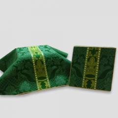 burse-and-veil-green-030