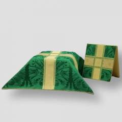 burse-and-veil-green-032