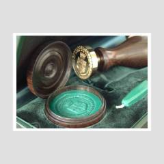 bishop_desk_seal-3-2